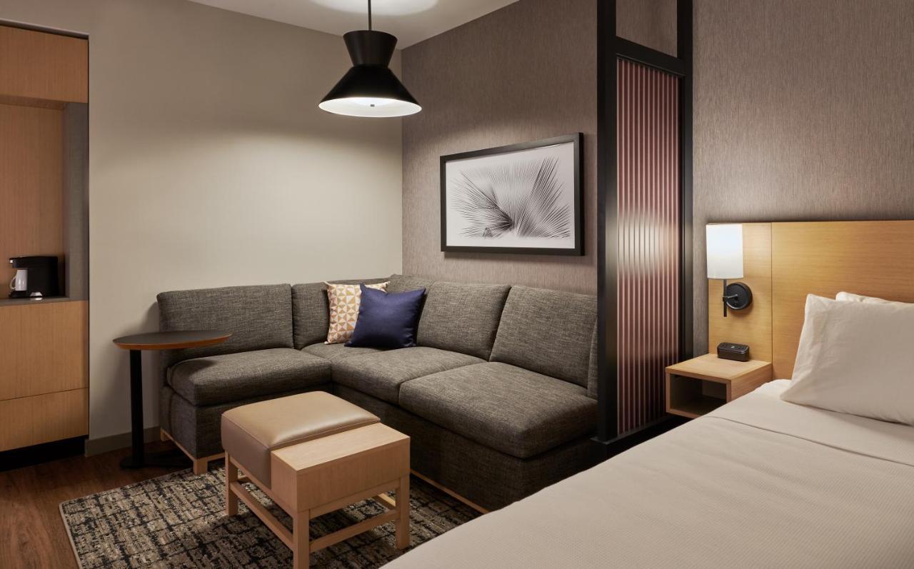 Hyatt Place Sacramento International Airport Экстерьер фото